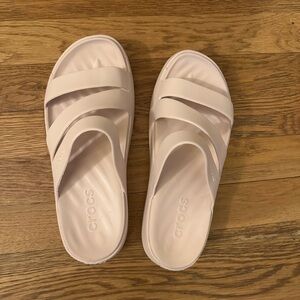 Crocs Getaway Strappy sandal